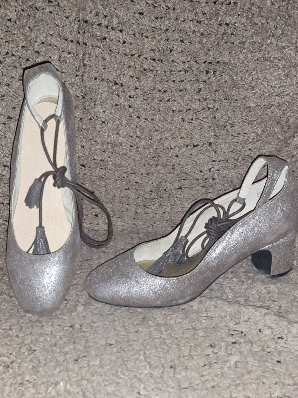 ANTHROPOLOGIE-LIEN DO-Metallic Suede-Pachuca Lace Up Tassel Heel-Sz 10-Near Min